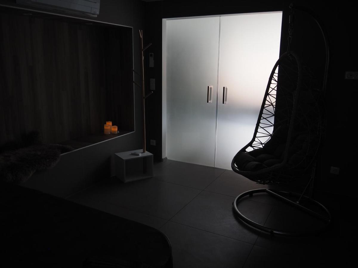 Gite Le Renouveau Avec Jacuzzi Privatif Laveline Kültér fotó